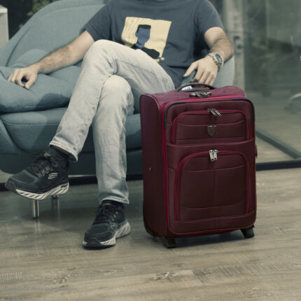 چمدان ایگل مدل Mb سایز کوچک